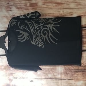 Men's Graphic T-shirt Size Medium